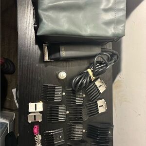 Andis Black Clipper Set with Attachments